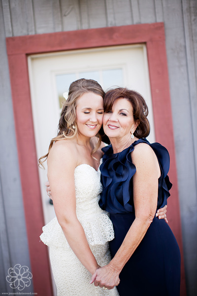 bride and mom