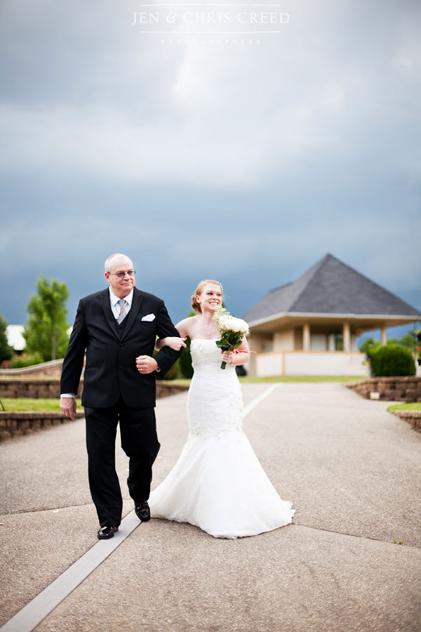 dad walking bride down the aisle