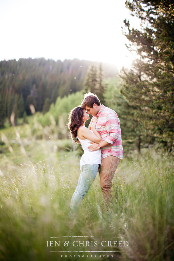 unique engagement photos Colorado