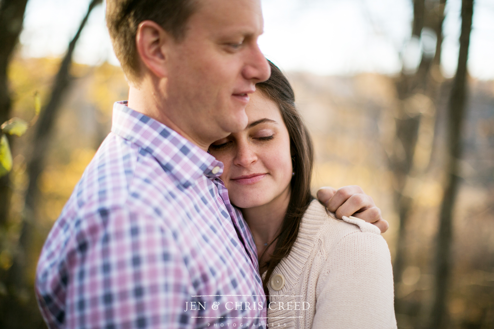 snuggly engagement photos