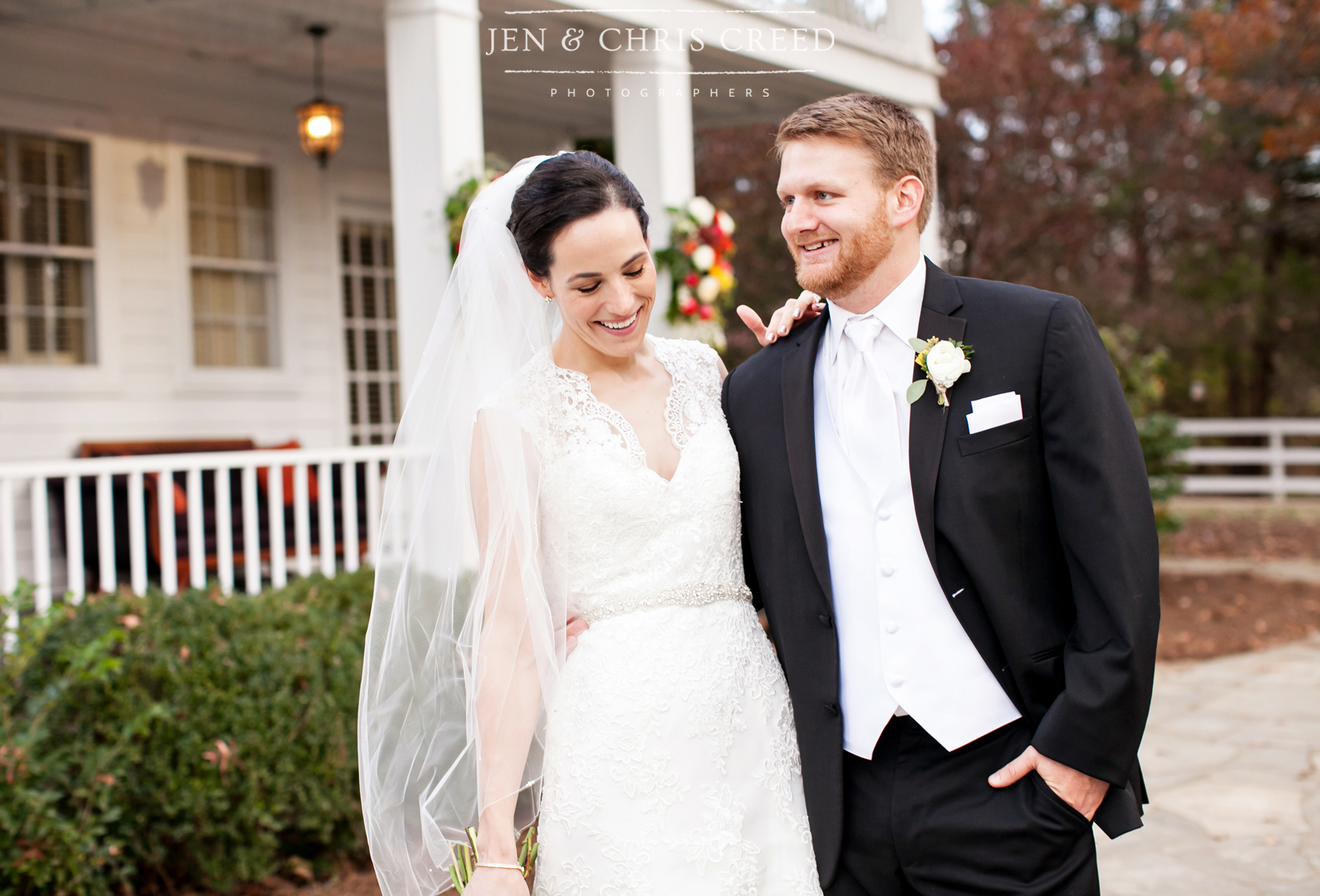 bride and groom at Cedarwood