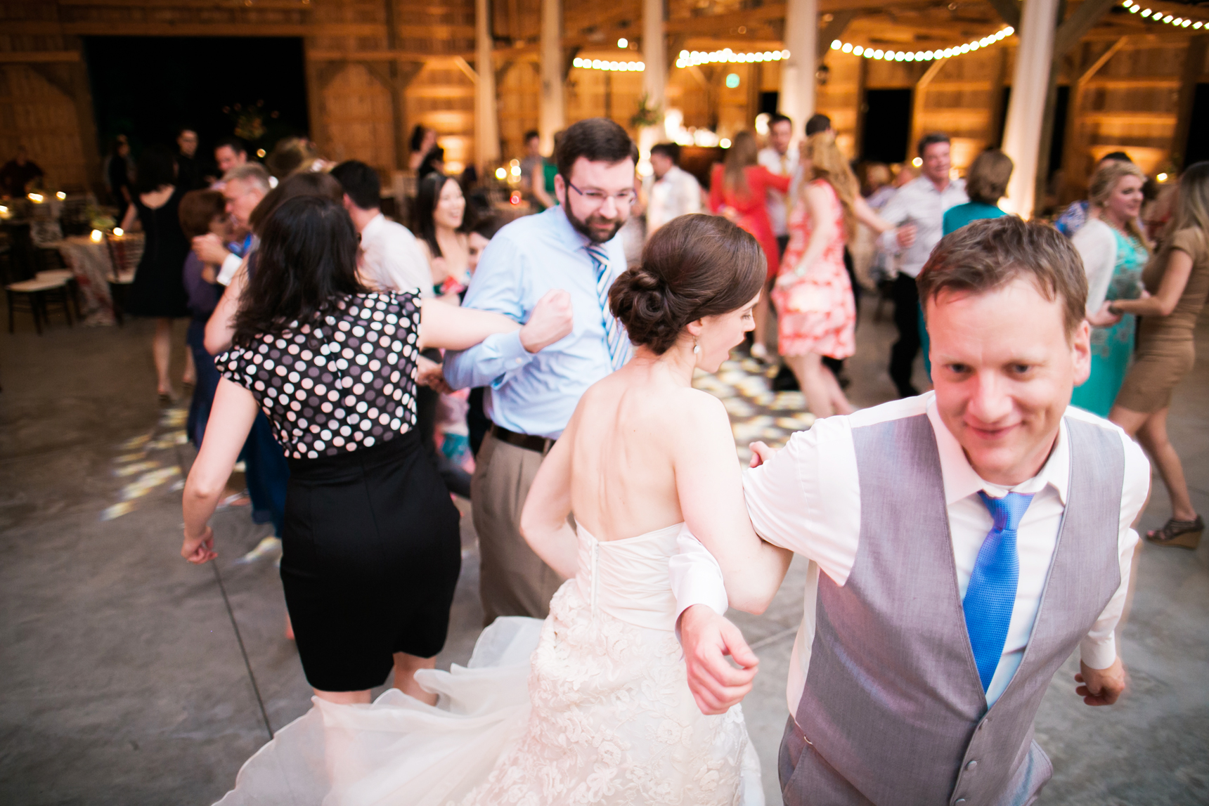 bride and groom square dancing