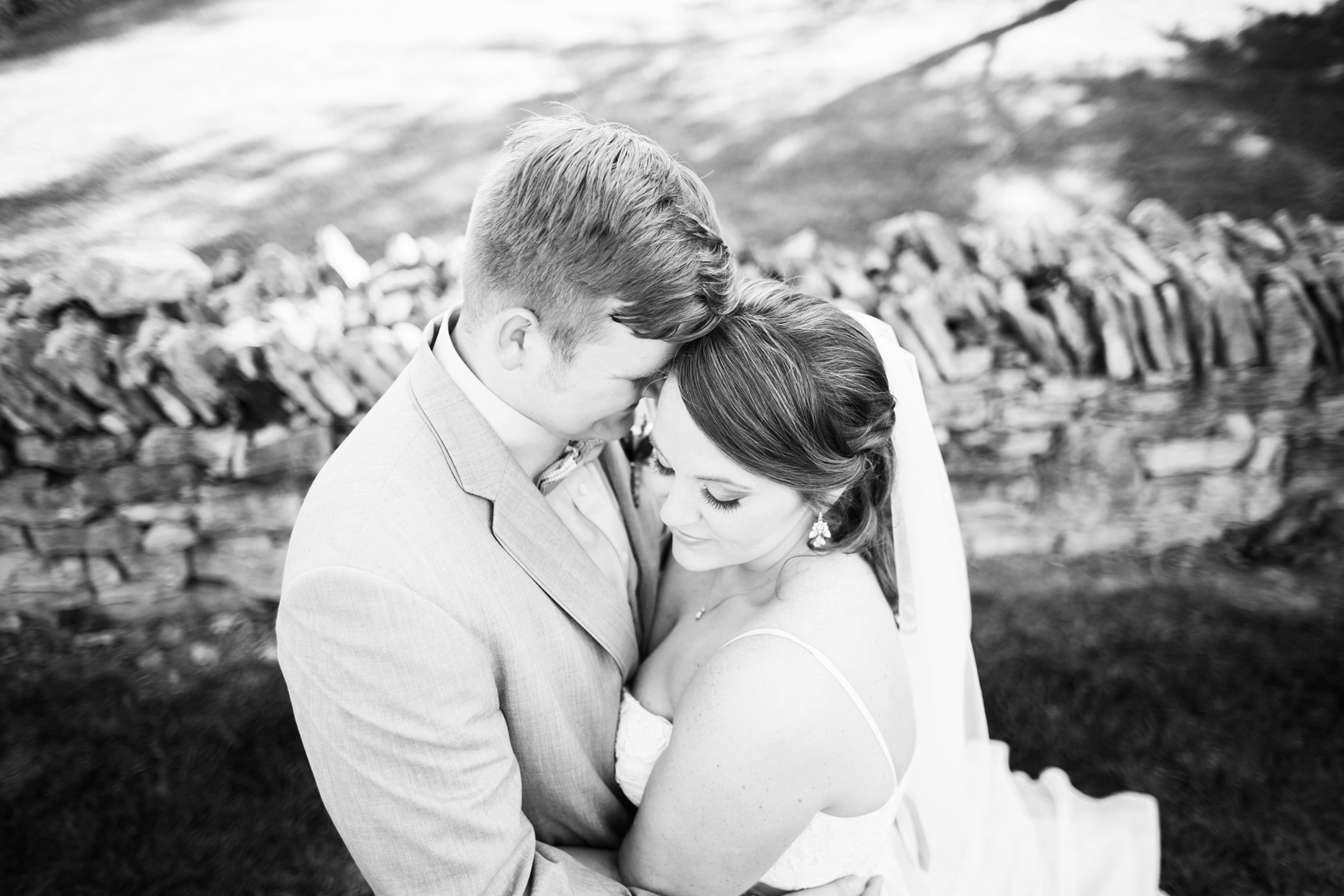 black and white wedding photos