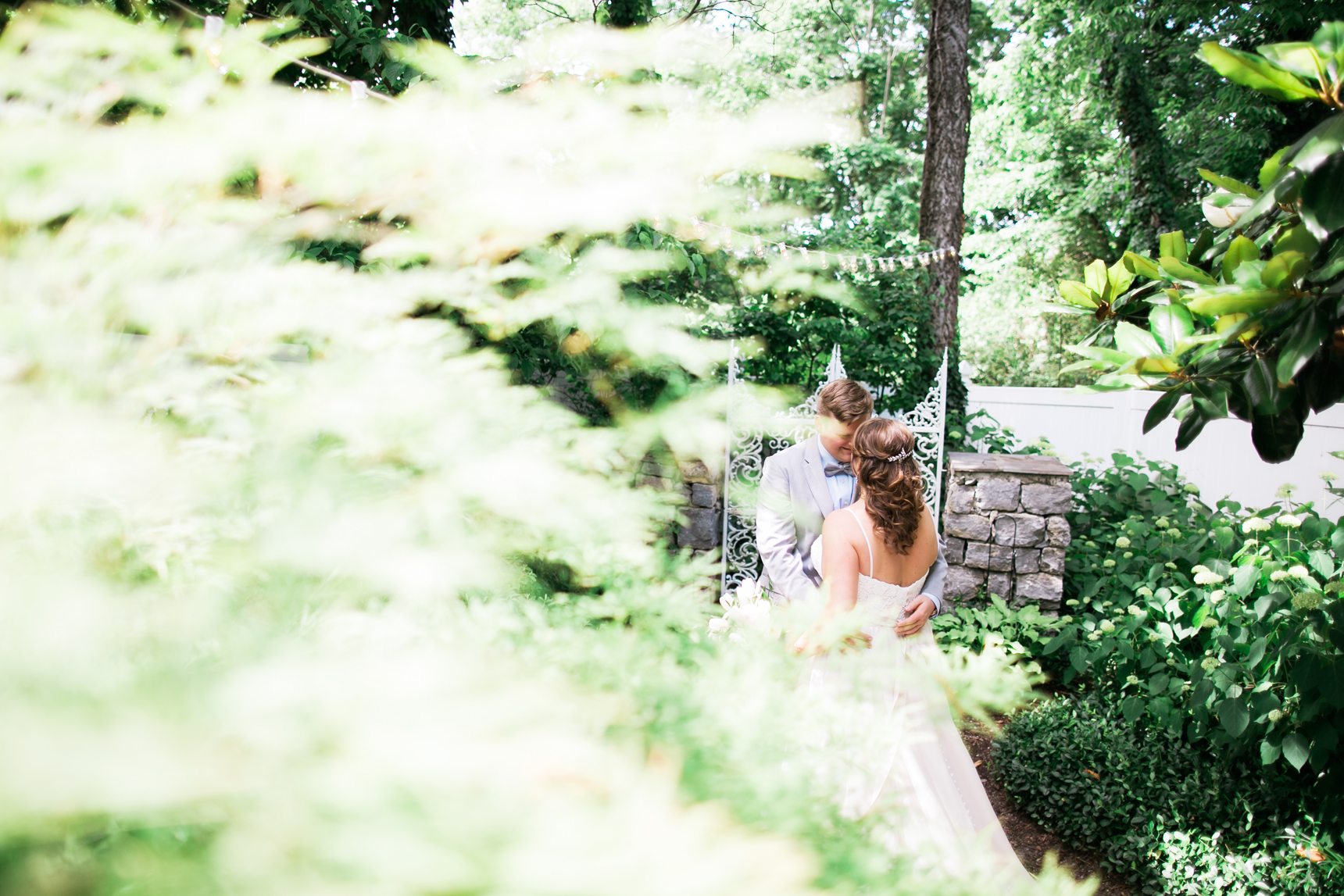 garden wedding portraits