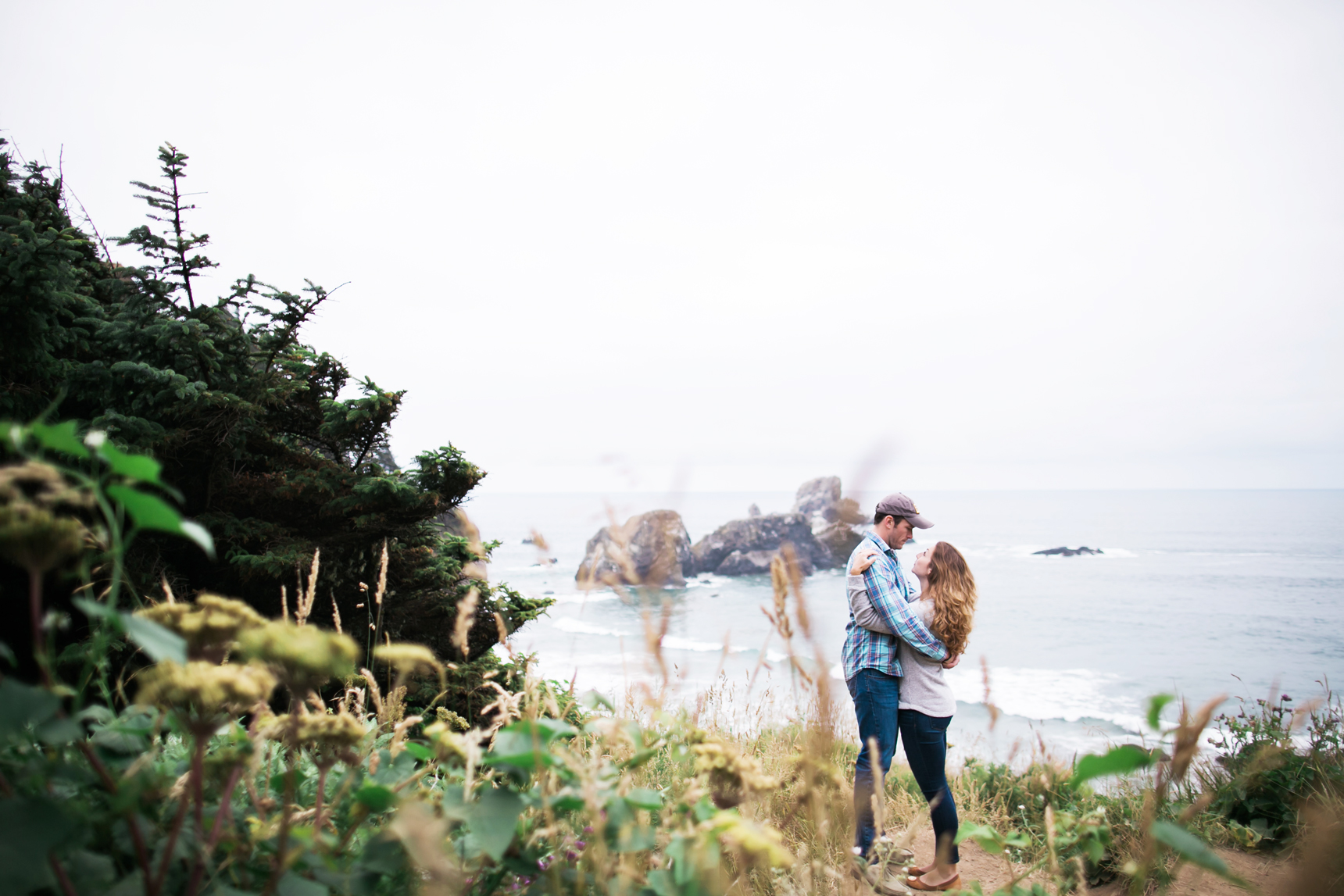 Oregon coast engagement photos