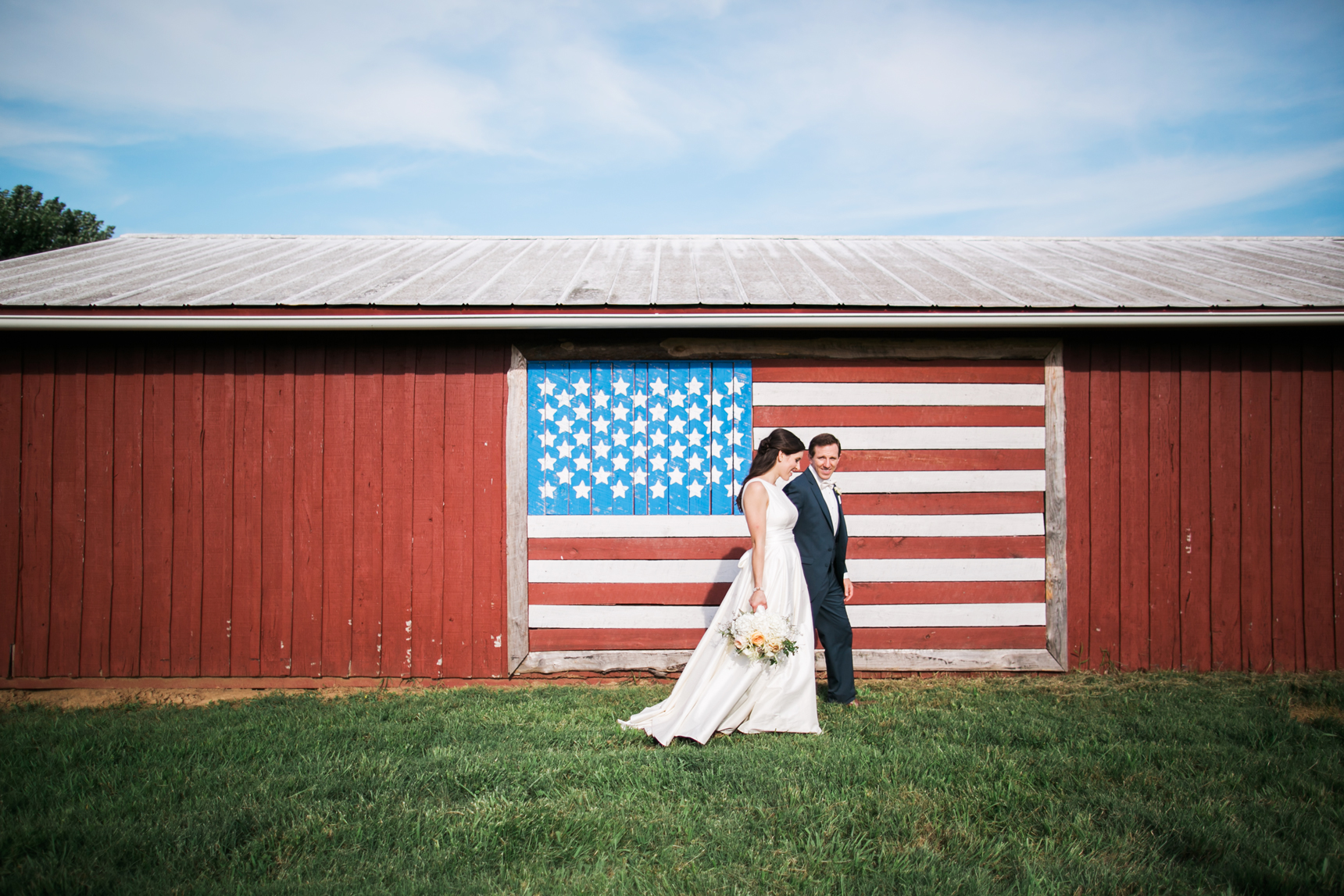 Patriotic bride and groom