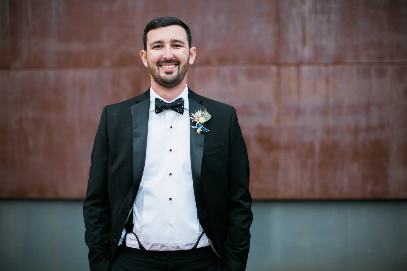 Relaxed groom portrait